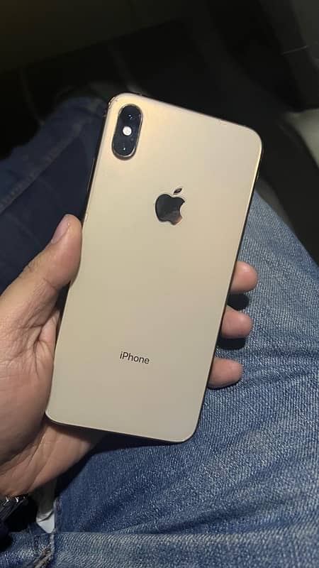 Iphone Xs max 256 GB Gold PTA approved 1