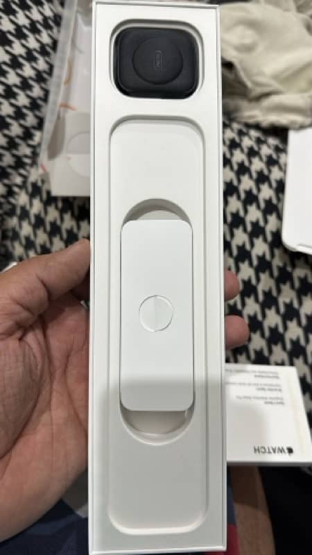 Apple watch series 7 cellular 45 MM 10