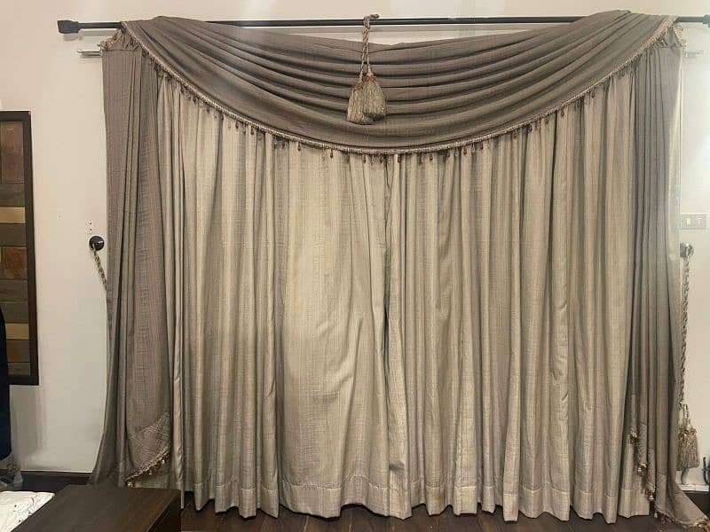 Formal Curtain with Sheer & Rod,Pelmet and Tassels 2