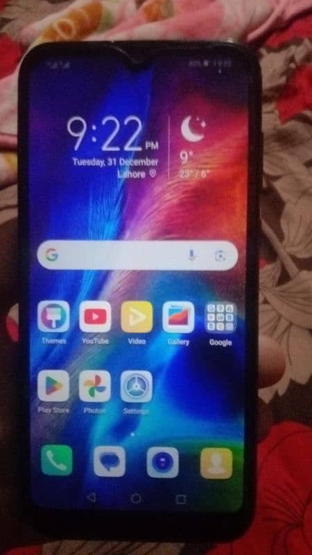 honor 8s glass change 2gb ram or 32gb rom urgent sale 0