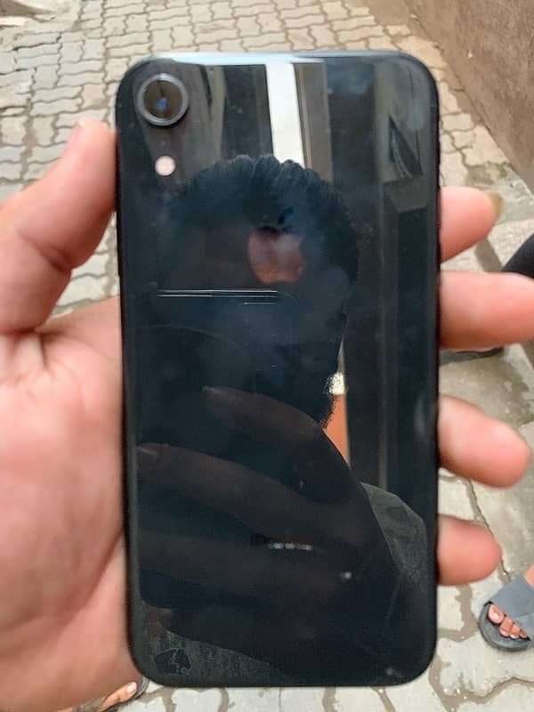 iPhone XR PTA approve 64 gb 1