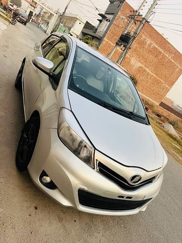 Toyota Vitz 2012 /2016 3