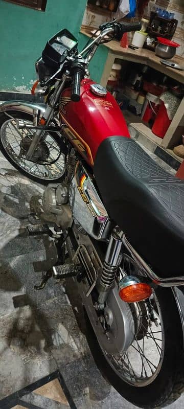 HONDA CG 125 SPECIAL EDITION 3