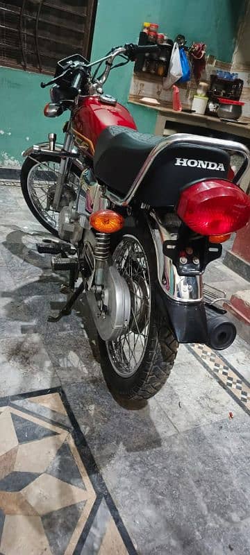 HONDA CG 125 SPECIAL EDITION 4