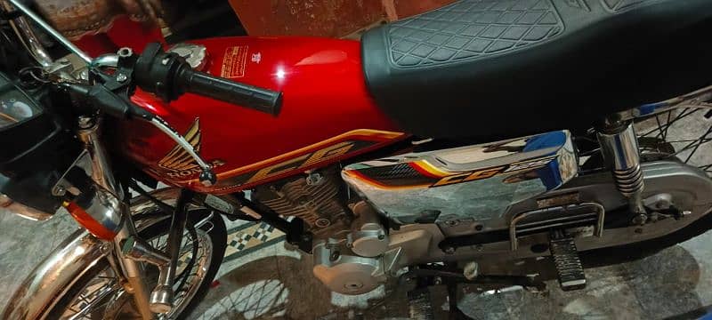 HONDA CG 125 SPECIAL EDITION 7