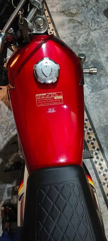 HONDA CG 125 SPECIAL EDITION 8