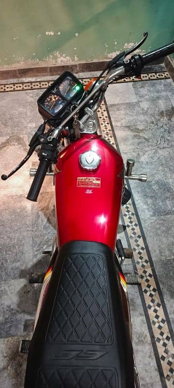 HONDA CG 125 SPECIAL EDITION 9