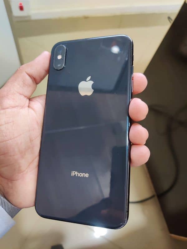 I phone xsmax PTA approved 256gb 0