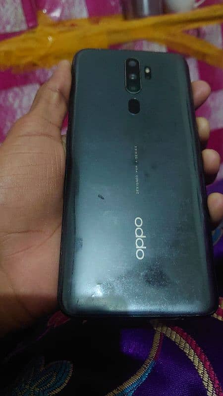 Oppo A5 2020 with orignal charger 7