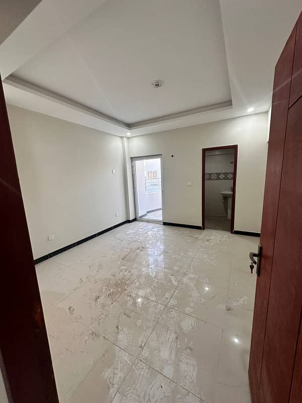 Three Bedroom Apartment Available For Sale In Capital Residencia 15