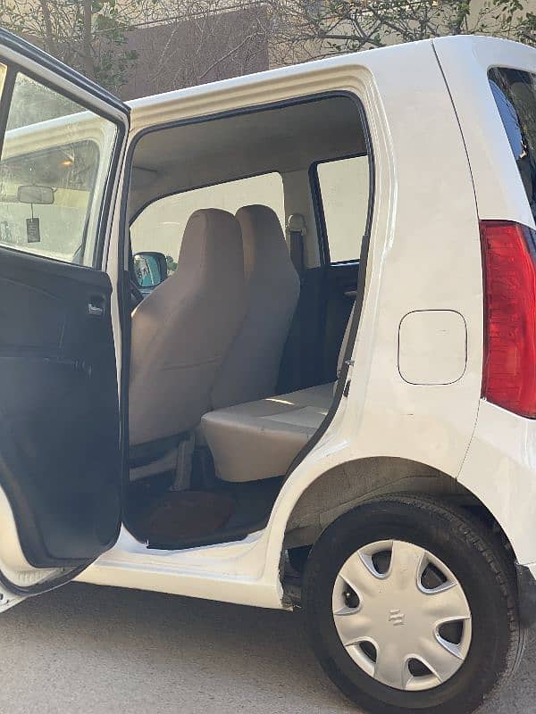 Suzuki Wagon R 2017 4