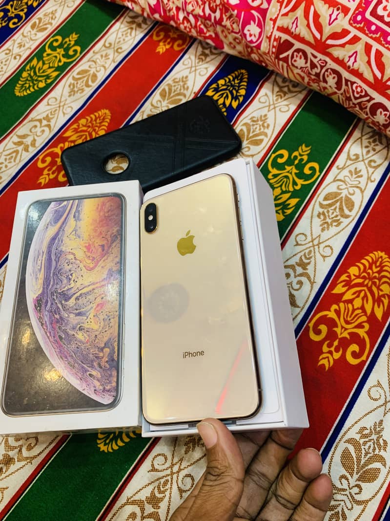 iPhone XS Max 64gb pta approved 10/10 1