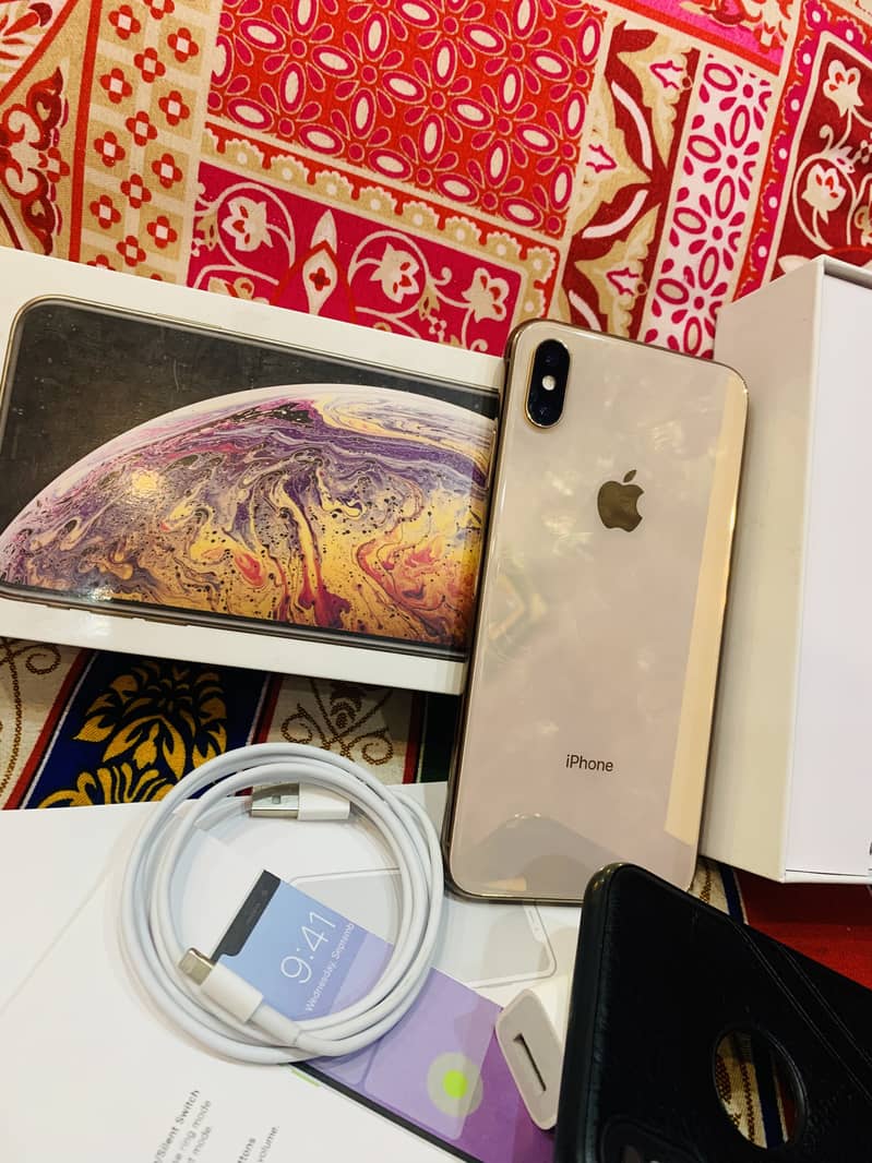 iPhone XS Max 64gb pta approved 10/10 2