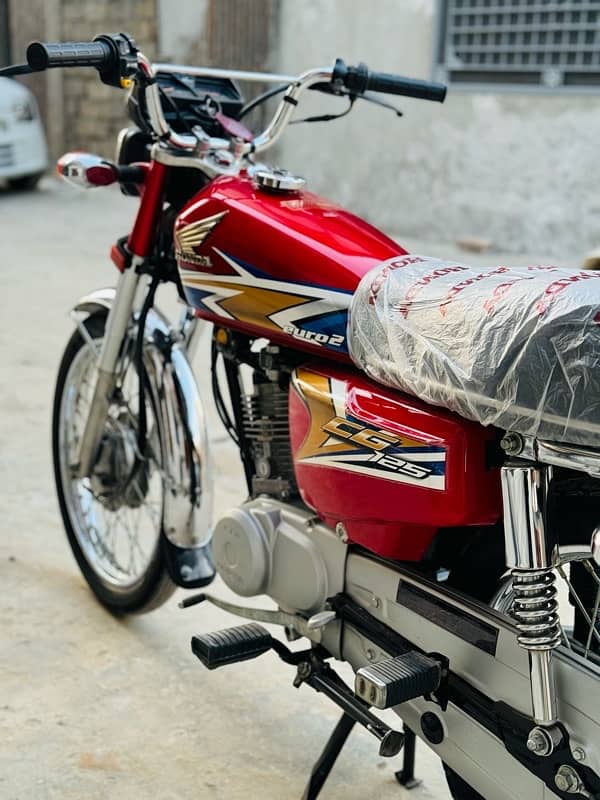 Honda 125 2020model antique bike 6