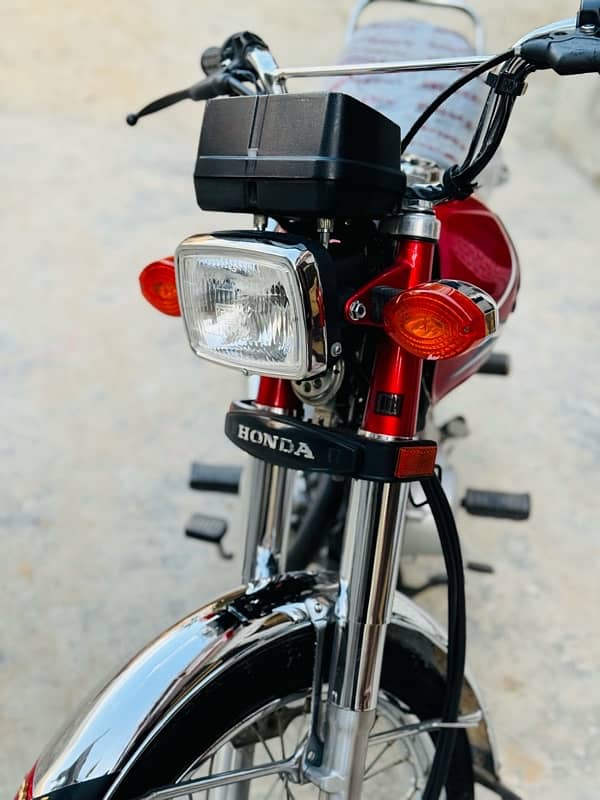 Honda 125 2020model antique bike 9