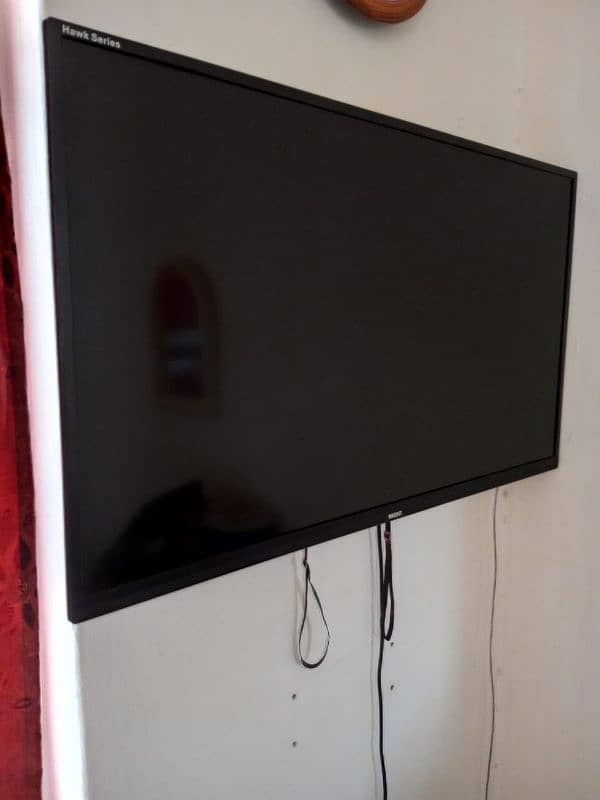 Orient 40 Inch LED Hawk Series 3