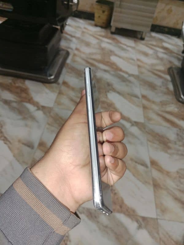 Redmi note 10 pro5G used 4 64GB non pta 2