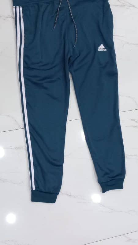 Adidas tracksuit (L) 6