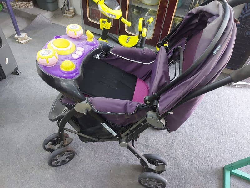 New condition pram for sale 0