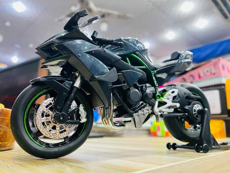 Kawasaki Ninja H2R Yamaha Honda Suzuki Bikes Diecast Models bikes 18