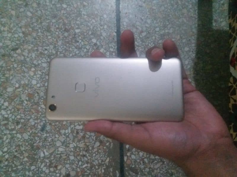 Vivo Y75 For Sale 1