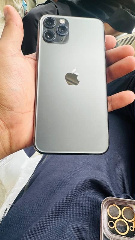 iphone 11 pro 256 PTA 3