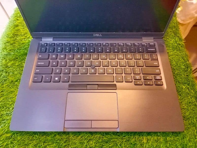 Dell Latitude 5400 Core i5 8th Gen, 8GB, 256GB SSD, 14″ FHD LED 6