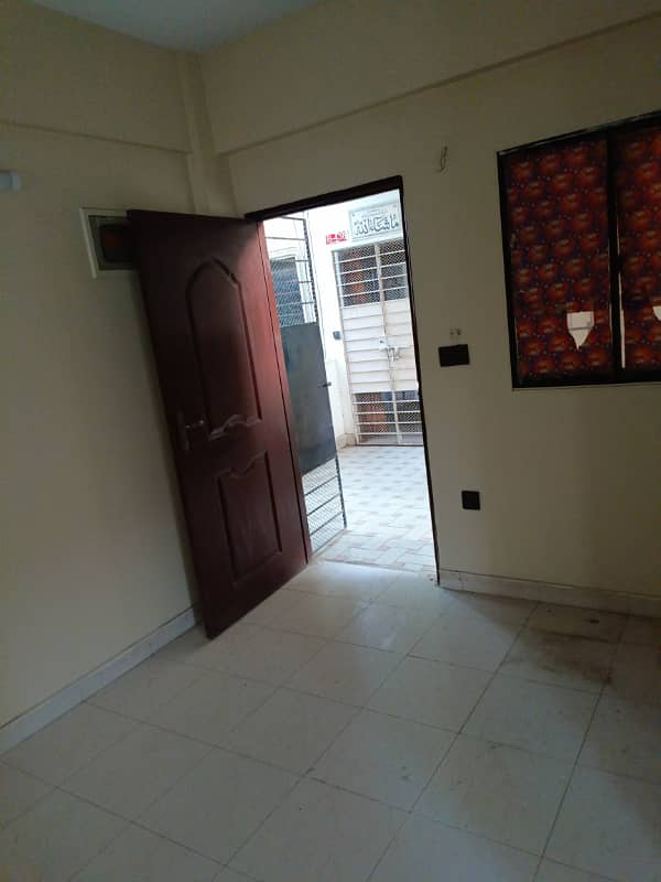 2 bed lounge flat for sale 4