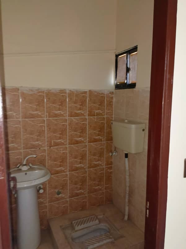 2 bed lounge flat for sale 8