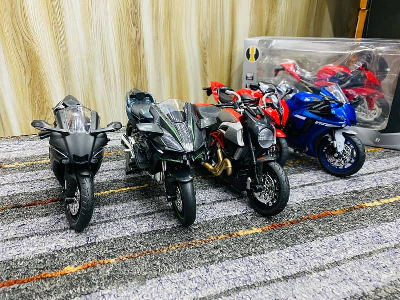 Kawasaki Ninja H2R Yamaha Honda Suzuki Bikes Diecast Models bikes 16