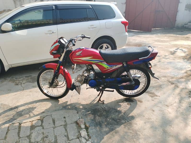 Bike in the very best condition. Uses for office duty. 2