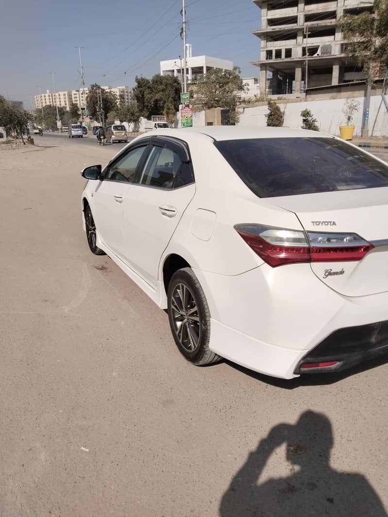 Toyota Altis Grande 2021 4