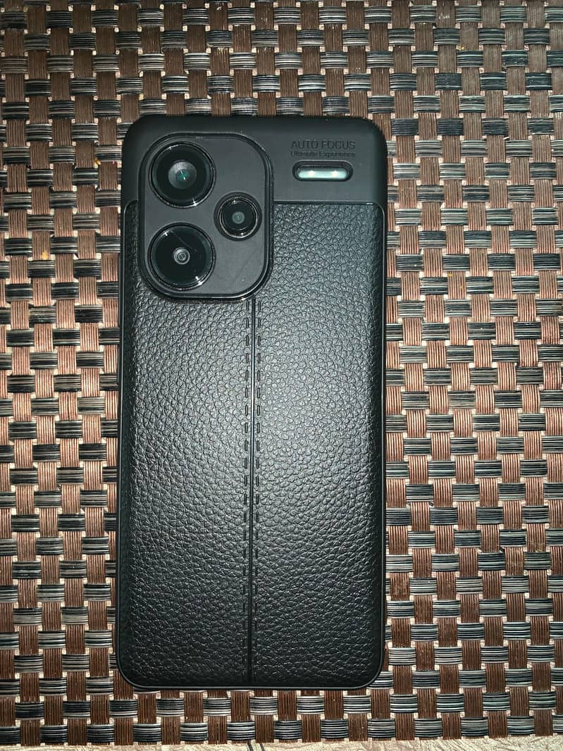 Redmi Note 13 Pro+ (512GB / 12GB) Black 1