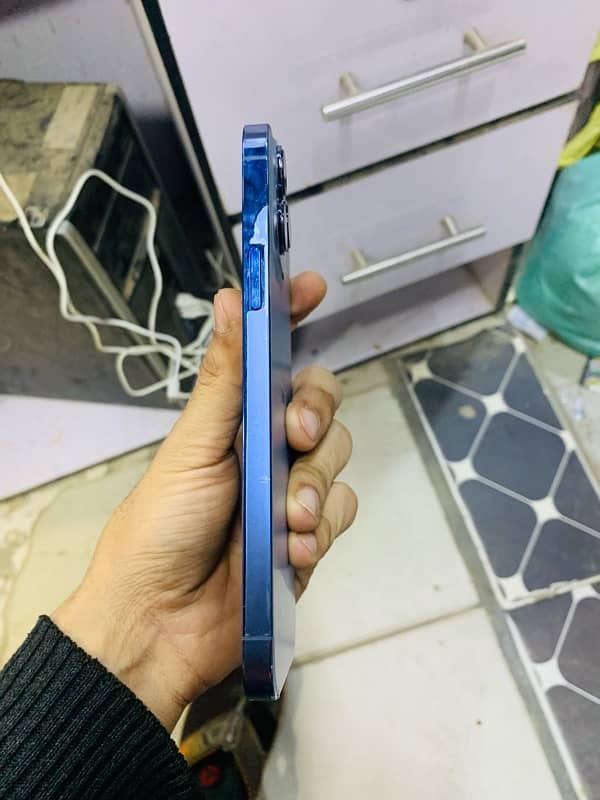 I phone 13 pro max pta approved 256 gb 3