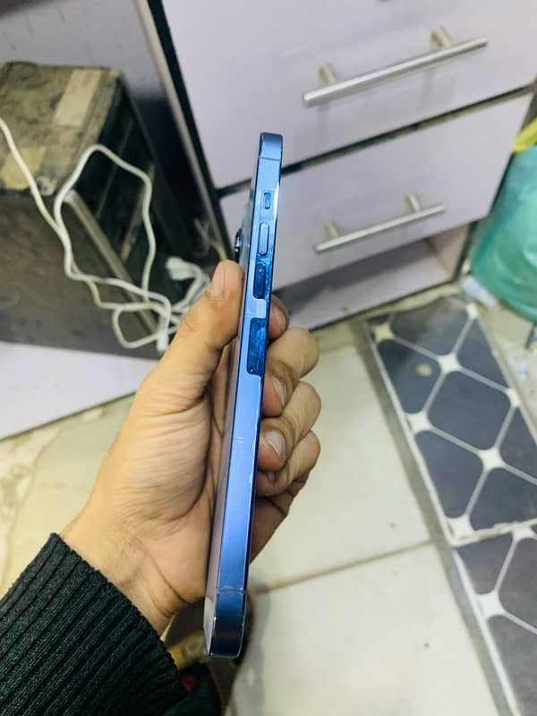 I phone 13 pro max pta approved 256 gb 4