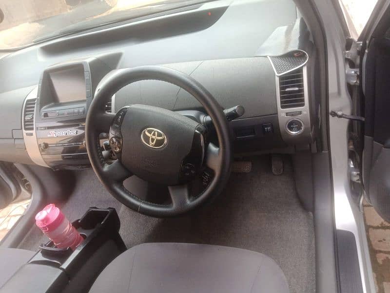 Toyota Prius 2012 9