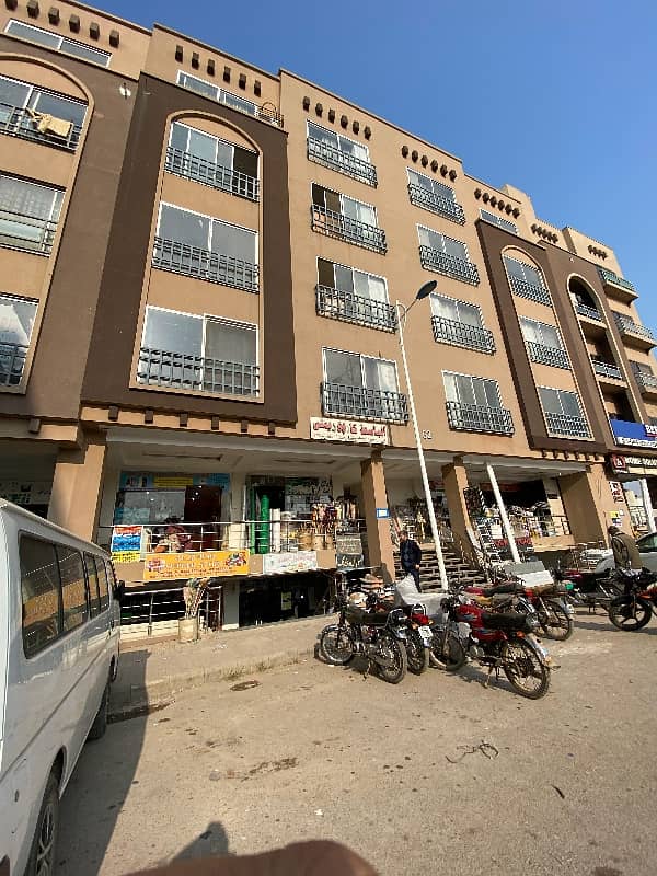 Charming Apartment For Sale In [Bahria Town] Great Investment Opportunity 0