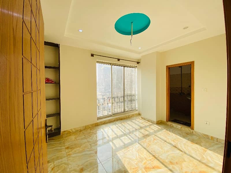 Charming Apartment For Sale In [Bahria Town] Great Investment Opportunity 10