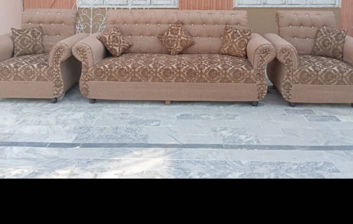 Five seater sofa set excellent condition 2