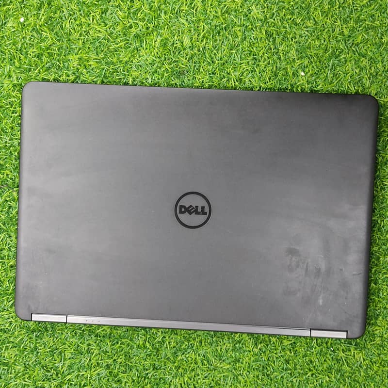 DELL LATITUDE 7450, I7 5TH GEN,8GB DDR4 256GB ssd, 2GB GRAPHIC CARD 2