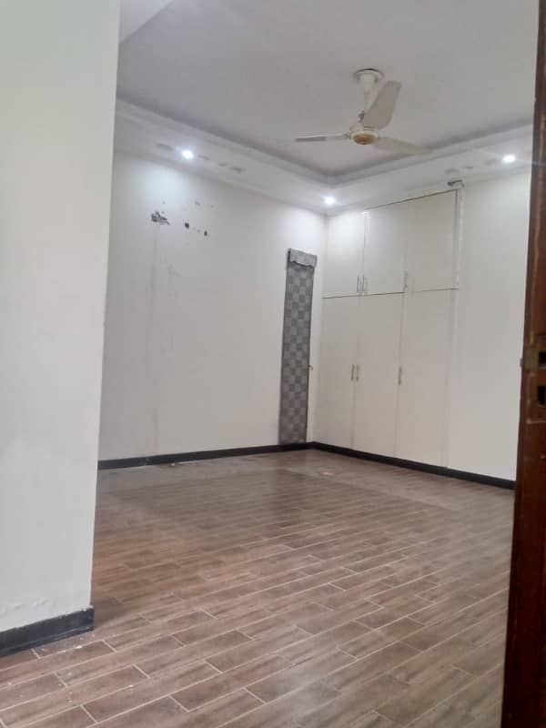 1 Kanal Facing Park House In Bahria Town For Sale 16