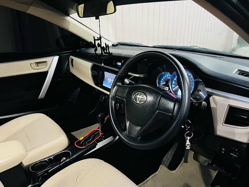 Toyota Corolla Altis 2017 8