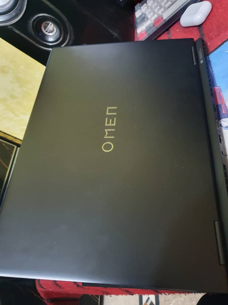 HP OMEN 16 RTX 4060 (140 watt) I5 13500hx 2