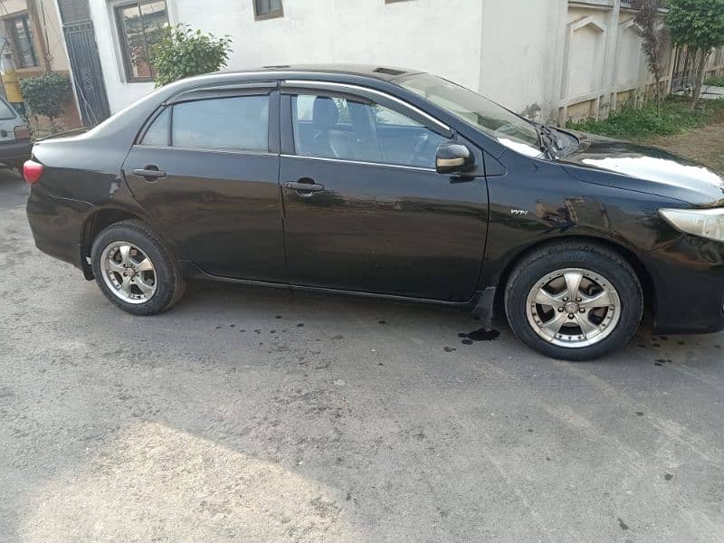 Toyota Corolla XLI VVTI 2011/2012 1