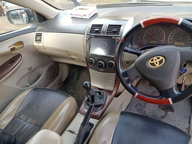 Toyota Corolla XLI VVTI 2011/2012 3