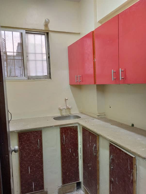 2 bed lounge flat for sale 1