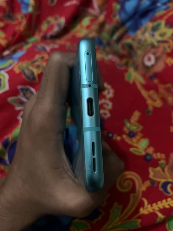 ONE PLUS 8 PRO  |  LAHORE 4