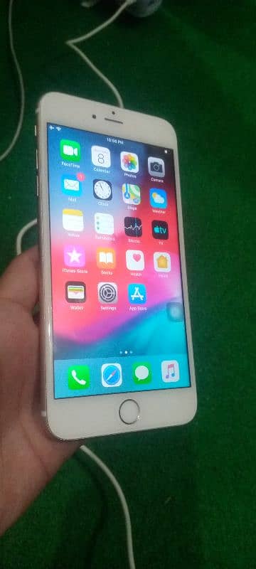 6s plus 128gb  Non pta home butten kharb hn battery change 0