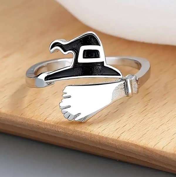 1 piece cute witch hat adjustable ring !! 1