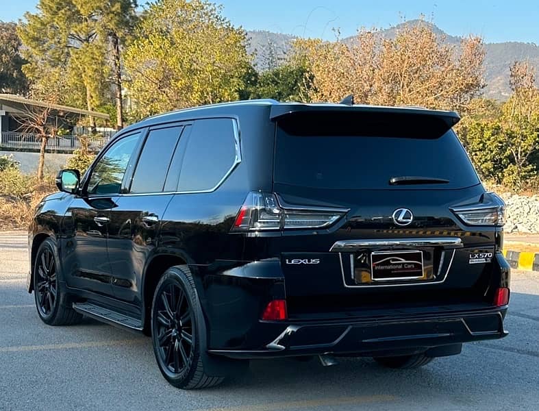 Lexus LX Series 2019 4